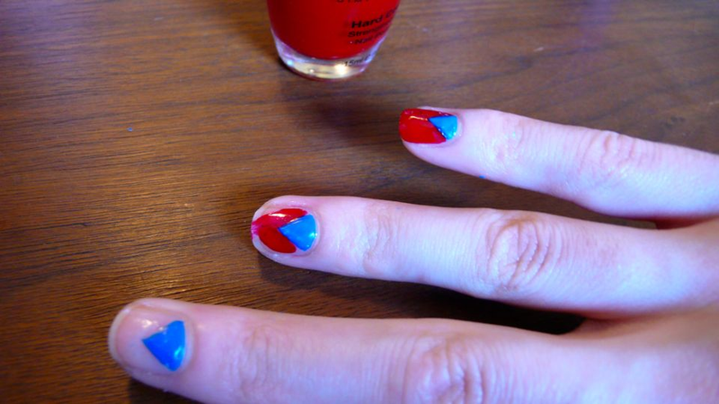 Illustration for article titled You Too Can Have Kick-Ass Nails Like Rihanna